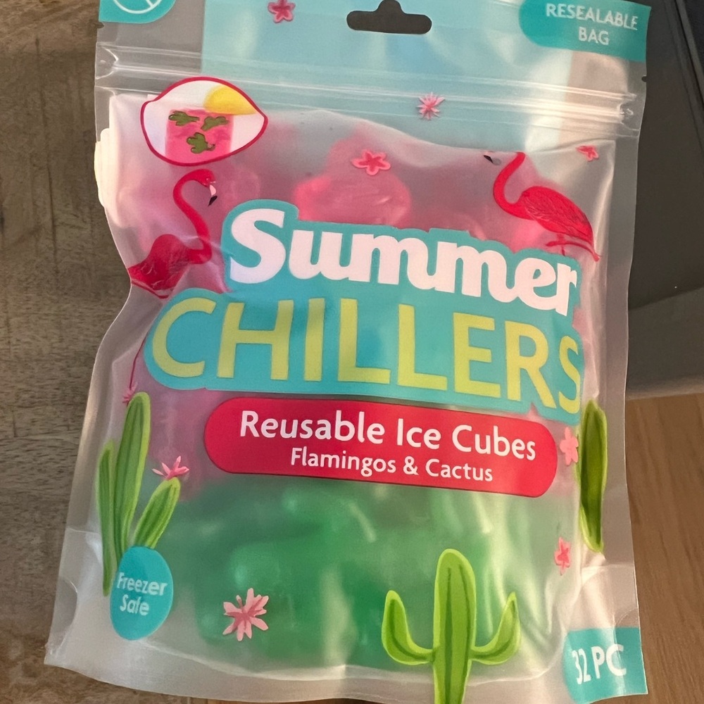 Summer Chillers Reusable cactus & flamingo Ice Cubes